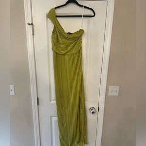 Lulu's Green Asymmetrical Maxi